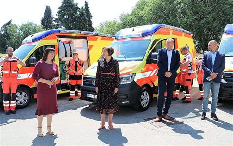 Sve Ana Primopredaja Vozila Za Nastavni Zavod Za Hitnu Medicinu