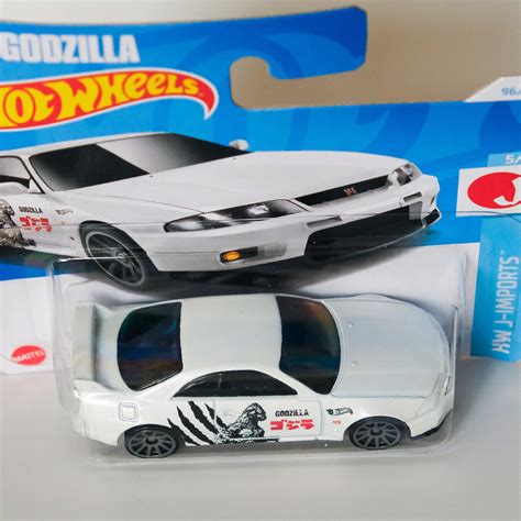 Hot Wheels Nissan Skyline Gt R Bcnr Godzilla Etsy