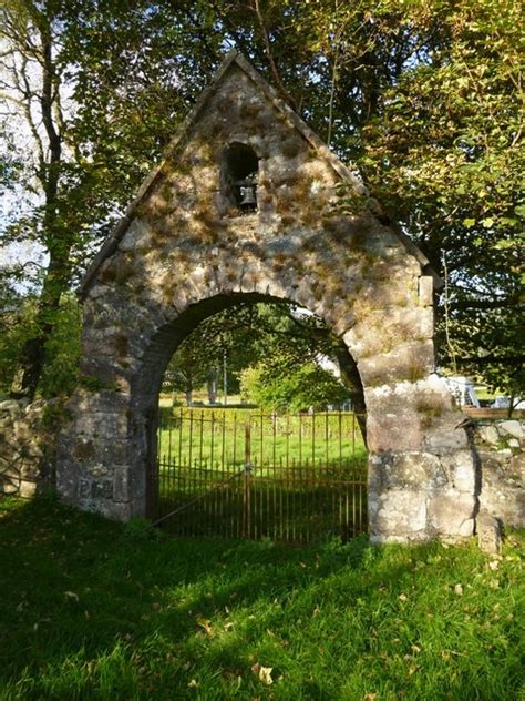 Entrance To Kilmahog Burial Ground Lairich Rig Geograph Britain