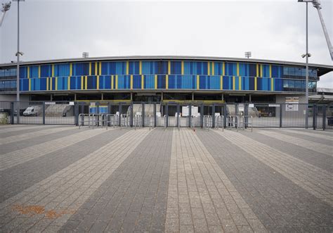 Eintracht Braunschweig gegen HSV So geht es zum Fußballspiel