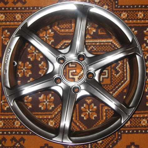 Racing Wheel — Ford Focus II Hatchback, 1,6 л, 2008 года | колёсные ...