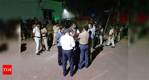 Clash At Alamganj Patna Clash At Alamganj During Idol Immersion Ig