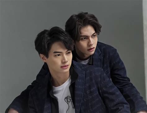 Pin By Eri Chivaaree On Brightwin Cute Gay Couples Cute Celebrity Guys Cute Gay