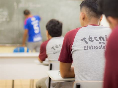 Estado Abre Processo Seletivo Para Profissionais Da Educa O Atuarem No