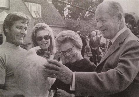 Liz With Her Father Robert On Bewitched Set Bewitched Elizabeth