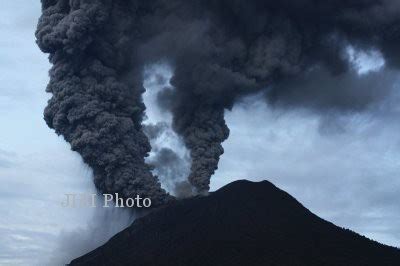 Gambar Bencana Alam Gunung Berapi Penyebab Terjadinya Geografi Gambar