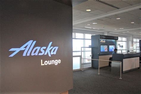 Review The New Alaska Airlines Lounge In Seattle Sea