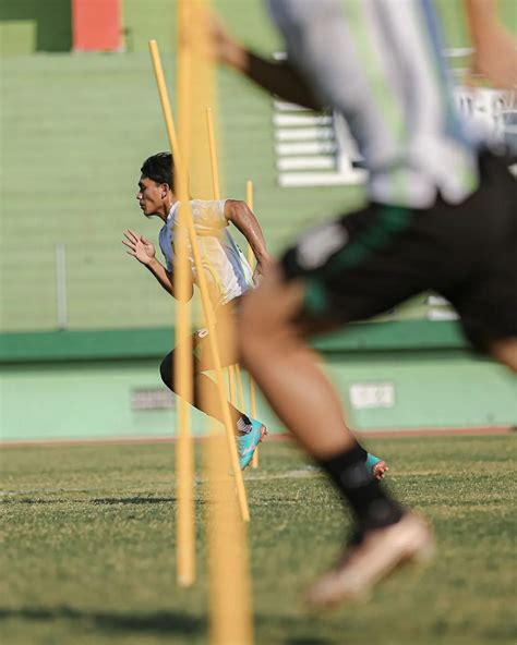 Persebaya Bertekad Bangkit Di Kandang Persik Kediri