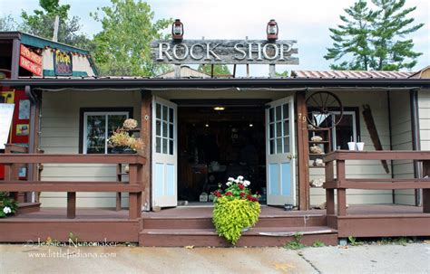 Brown County Rock and Fossil Shop in Nashville – Little Indiana