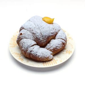 Brioche Con Crema Pasticcera Pasticceria Buonarroti Milano