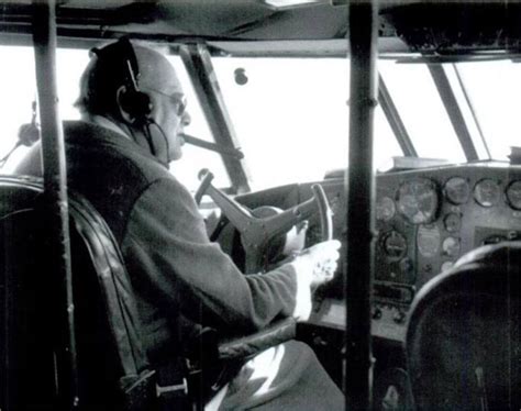 Уинстон Черчилль за штурвалом Boeing 314 . Январь 1942 года ...