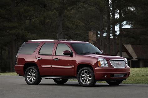 Gmc Yukon Gmc Yukon Denali Manu Car Hd Wallpaper Wallpaperbetter