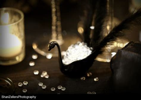 Black swan wedding theme idea | Black swan, Swan wedding, Swan