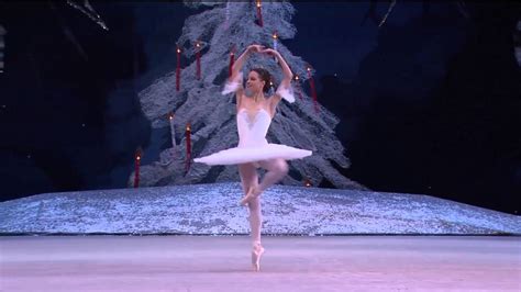 Pyotr Ilyich Tchaikovsky Nina Kaptsova Dança da Fada Doce - YouTube