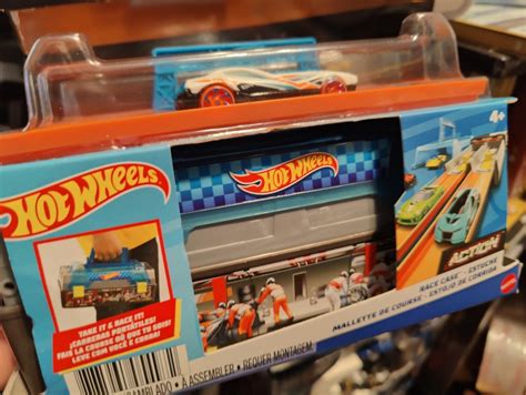 Hot Wheels Race Case Track Set Ebay