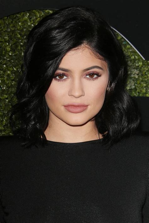 Kylie Jenner Freckles Photo No Makeup Makeup Instagram Glamour Uk