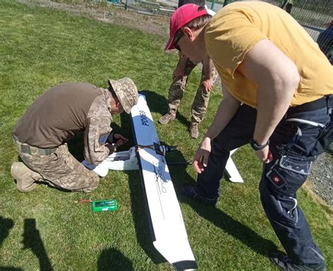 Фермери дарують аграрні дрони військовим. Новости :section-UKR.NET.