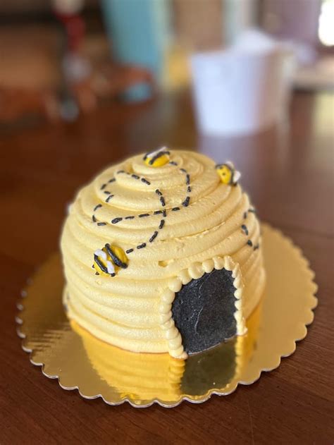 bee day cake bee hive themed cake bee themed birthday party