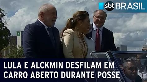 Lula E Alckmin Desfilam Em Carro Aberto Durante Posse Presidencial