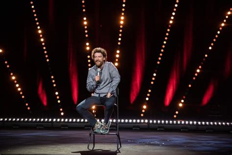 Maurizio Lastrico Su Prime Video Risate Oltre Le Terzine Dantesche