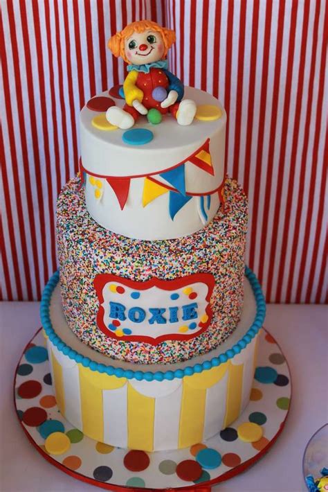 Circus / Carnival Birthday Party Ideas | Photo 3 of 19 | Torte per ...