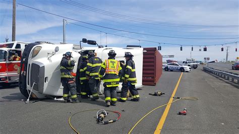 Tractor Trailer Overturns In Melville Crash Half Hollow Hills NY Patch