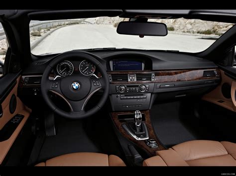 BMW 3-Series Convertible | 2011MY | Interior Dashboard View Photo