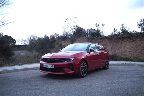 Prueba y opinión del Opel Astra analizamos precio motor y comportamiento