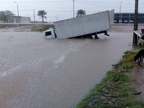 Veja Os V Deos Chuva Forte Alaga Vias E Estabelecimentos De Juazeiro