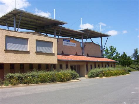 Stade Ren Rollet Site Officiel De La Ville De Champagne Au Mont D Or