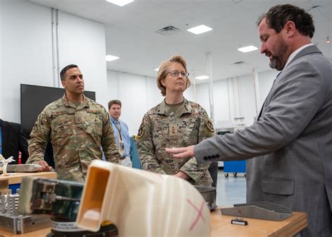 DVIDS Images AFLCMC Commander Visits Tinker Air Force Base Image 2