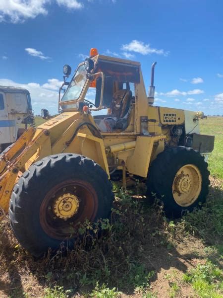 Lot Case Front End Loader Auctionsplus