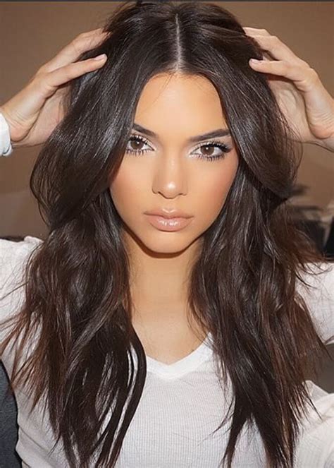 Kendall Jenner Wavy Dark Brown Loose Waves Hairstyle Steal Her Style