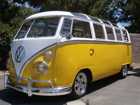 1966 Volkswagen 21 Window Deluxe Walk Thru Bus Classic Volkswagen Bus