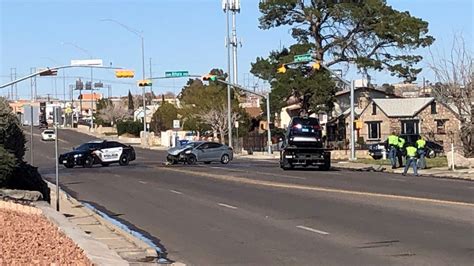 2 Suffer Minor Injuries In Rollover Traffic Crash In Central El Paso Kvia