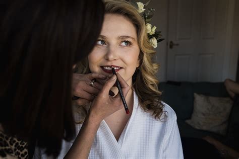 Eight Bridal Hair And Make Up Trends For 2023 The Wedding Guide UK