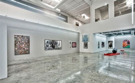 Art Gallery Interior | Syncronia