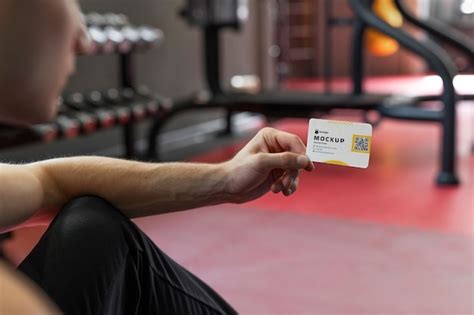 Premium Psd Horizontal Gym Business Card Mock Up Design