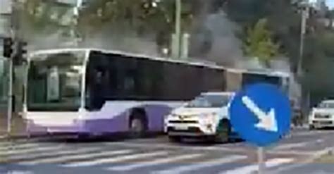 Un autobuz STPT a luat foc în Timişoara 40 de persoane s au