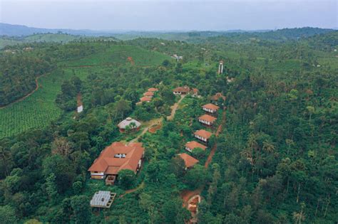 6 BEST Ayurveda Resorts in Kerala for a Rejuvenating Retreat