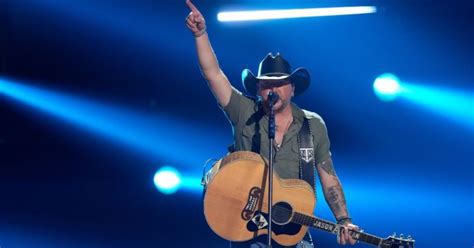 Jason Aldean Fans Furious Concert Resumed After They Were Told to Leave ...