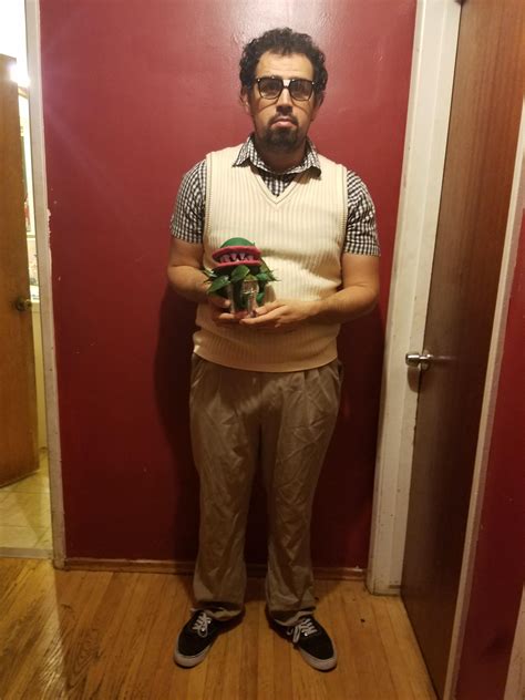 Finished up my Seymour Krelborn costume from Little Shop of Horrors : halloween