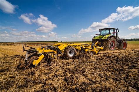 Trator Cultivador De Discos Sistema De Beneficiamento Do Solo Em