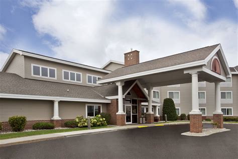 AmericInn by Wyndham Beaver Dam | Beaver Dam, WI Hotels