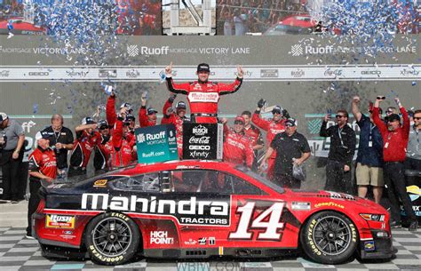 Mahindra Extends Partnership With Stewart Haas Racing Wbiw