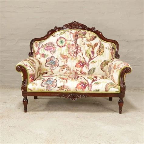 Antique Victorian Sofa - Kings & Queens Antiques