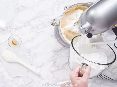 The Best Vanilla Bean Frosting