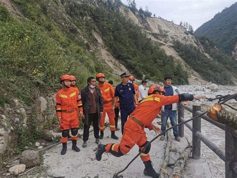 滚动更新丨泸定县68级地震已致74人遇难四川在线