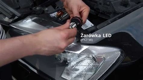 Wymiana Ar Wki Kierunkowskazu W Bmw X Na Led Efektowne Ledowe