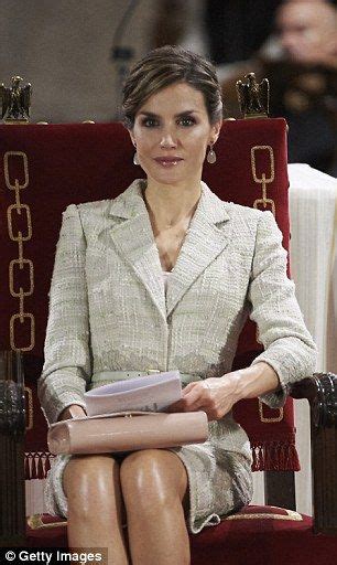 Queen Letizia Looks Terrific In Tweed At Cultural Award Ceremony